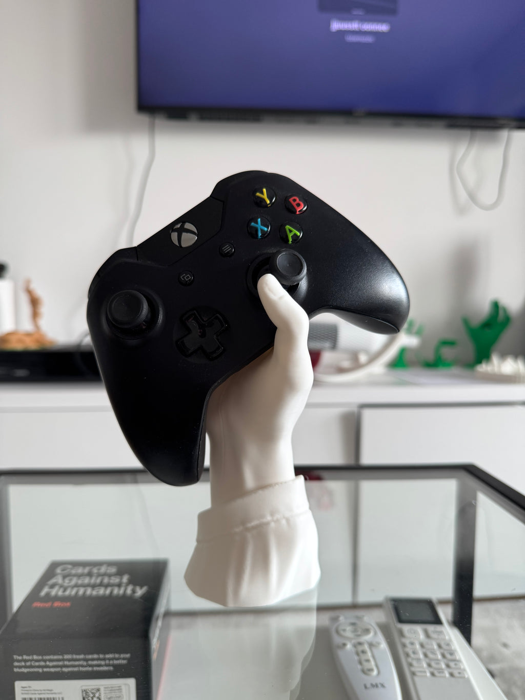 Hand-Shaped Controller Stand