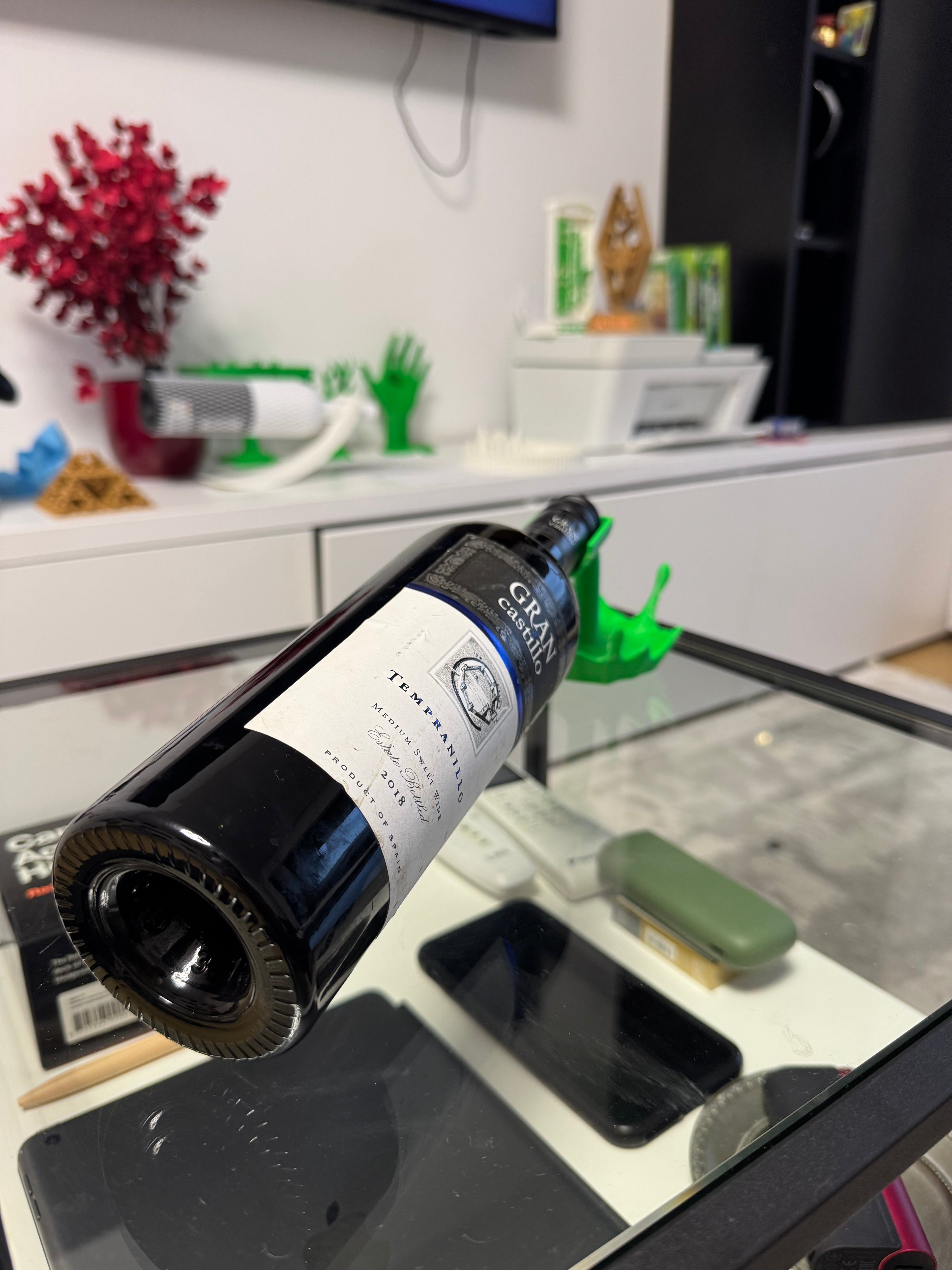 Wine Splash Bottle Holder