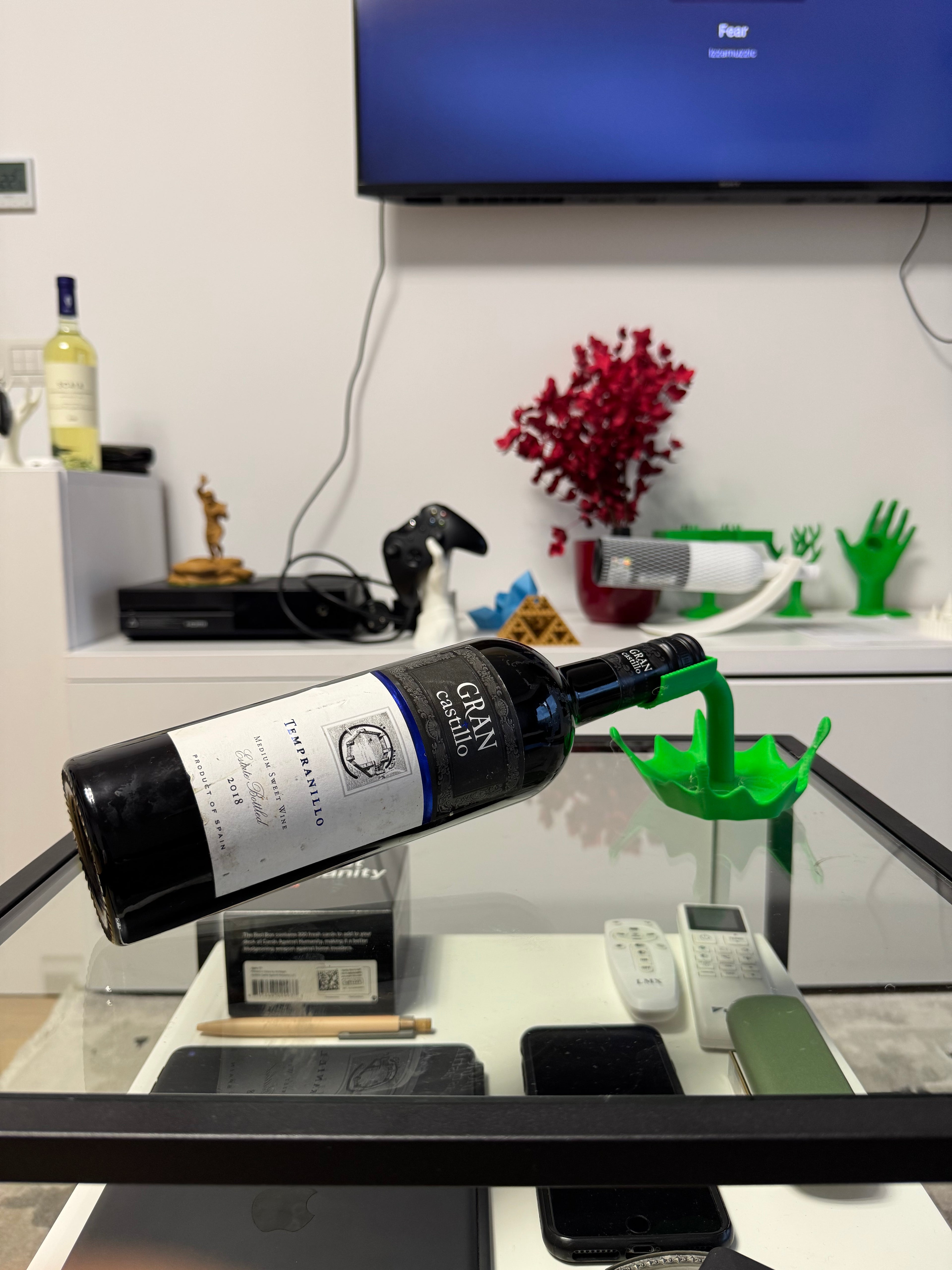 Wine Splash Bottle Holder